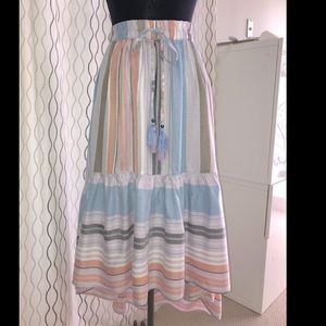 Hi Low Striped skirt NWT
